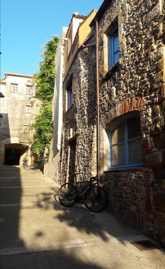 Baix Emporda. Increible Casa En Pueblo Medieval Cruïlles Kültér fotó